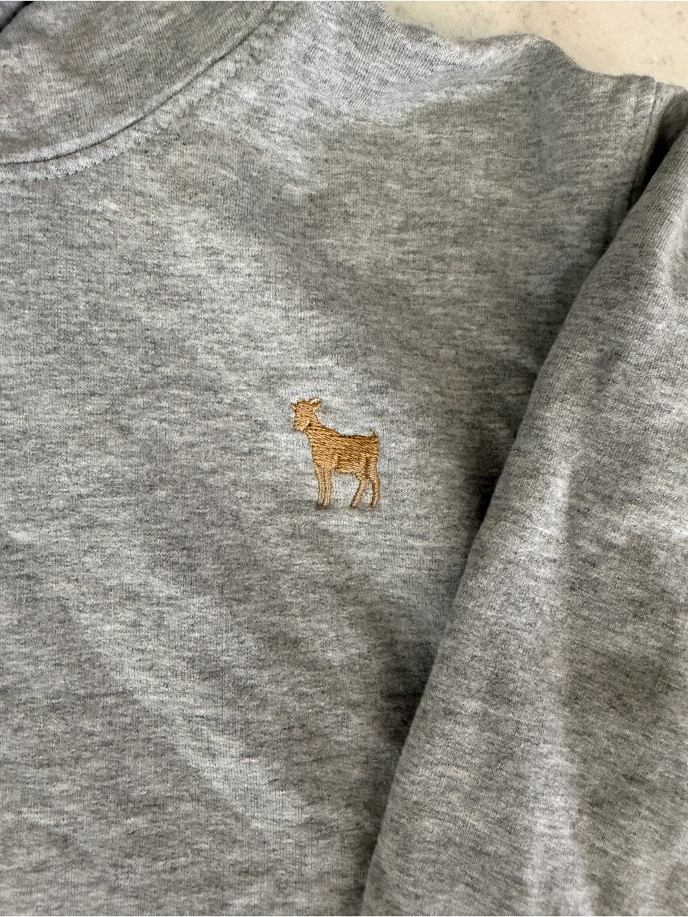 Peter Millar Heather Gray Pullover Hoodie with Small Embroidered Logo - Picture 2 of 3